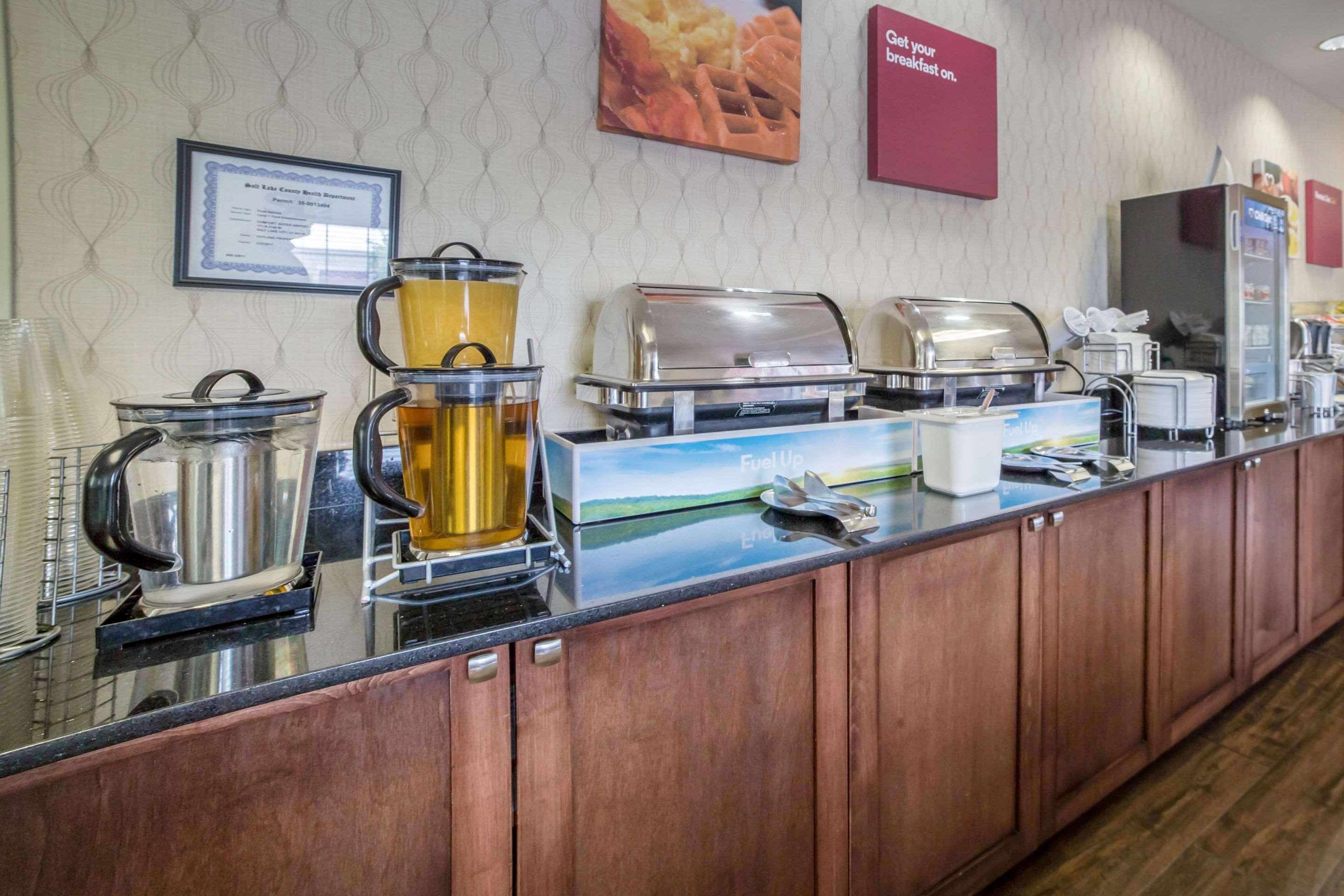 Comfort Suites Airport Salt Lake City Exteriör bild